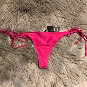 Women’s Hot Pink Thong Bottoms. Size M W/Tie Sides